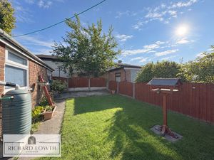 Private Garden- click for photo gallery